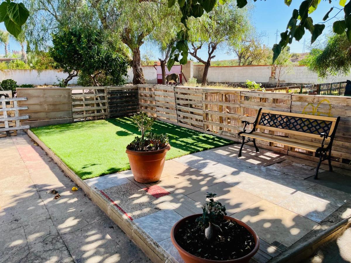 Estudio Adosado Acogedor Con Jardin, Barbacoa Y Parking Privado อาลิกันเต ภายนอก รูปภาพ