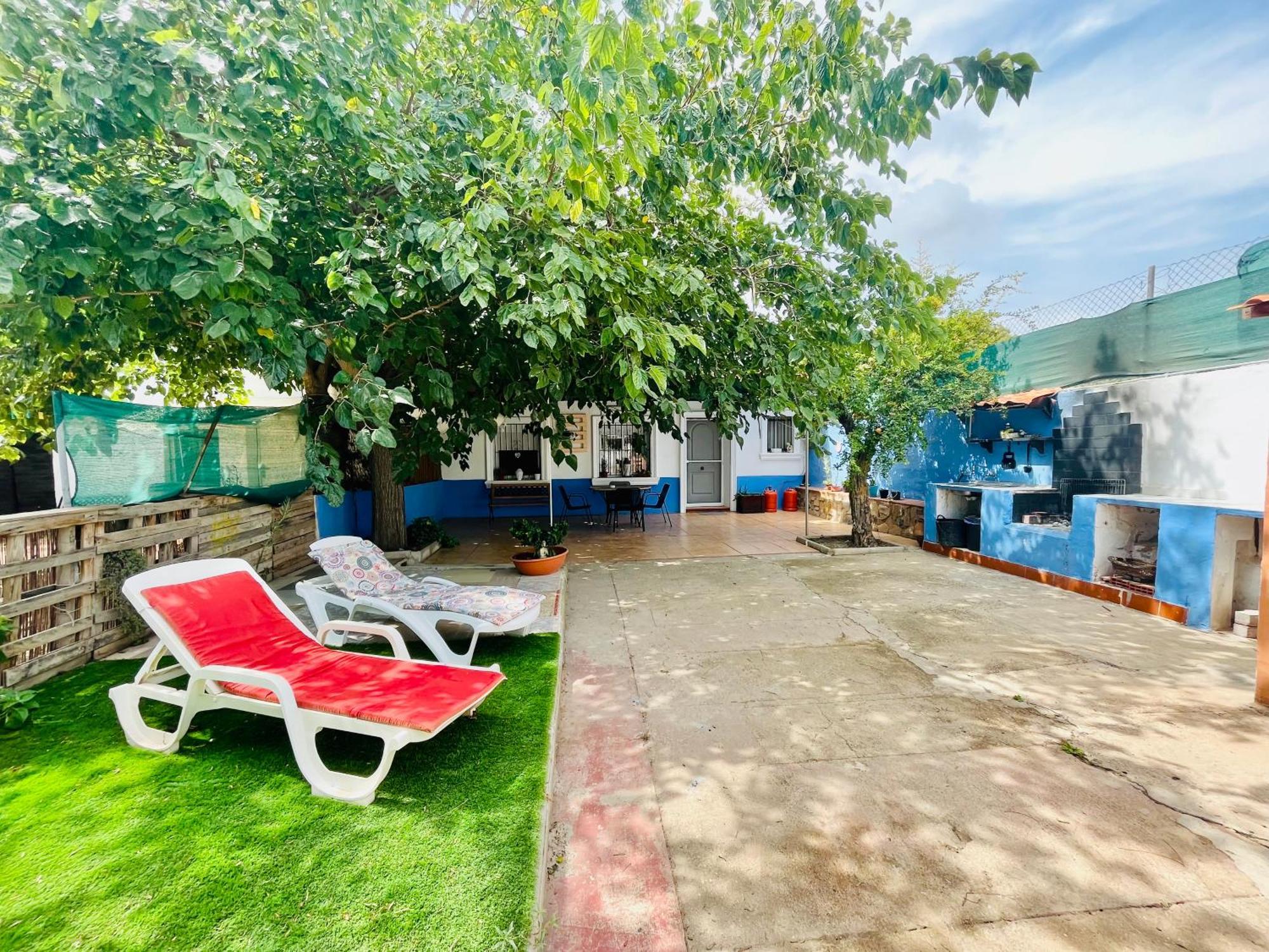 Estudio Adosado Acogedor Con Jardin, Barbacoa Y Parking Privado อาลิกันเต ภายนอก รูปภาพ